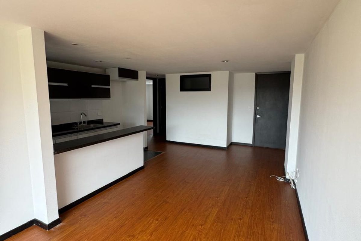 03e59bf0-f976-4ca0-9eb7-fba81398c08f